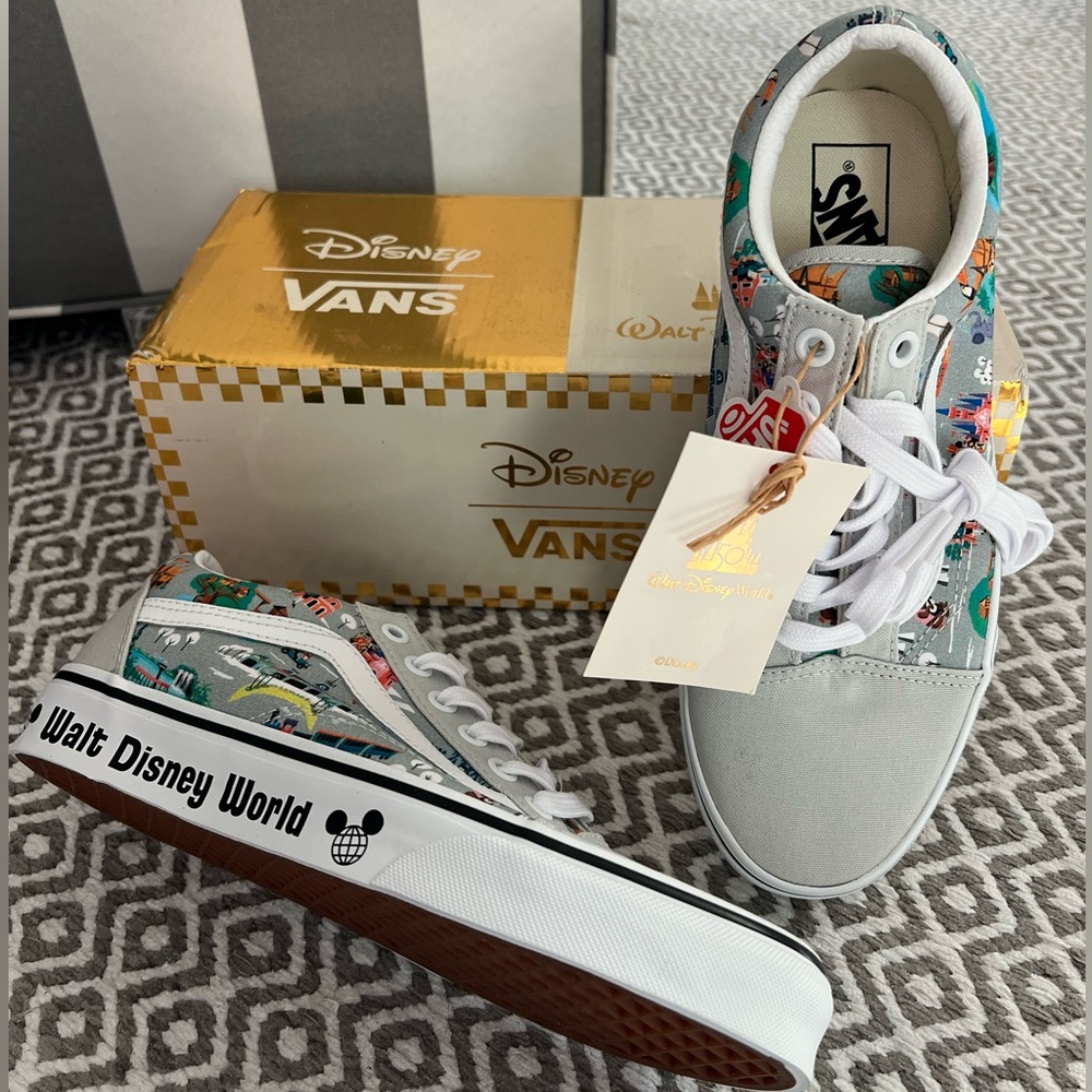 Walt Disney World Old Skool Vans. Size 7.5. NEVER WORN!